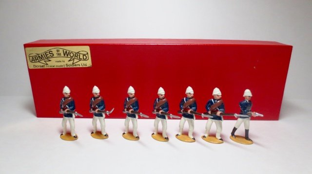 Dorset Armies Of The World French Colonial: Infantry. 7 pieces. In original box. Condition excellent (1 bent tip on gun). Box very good.