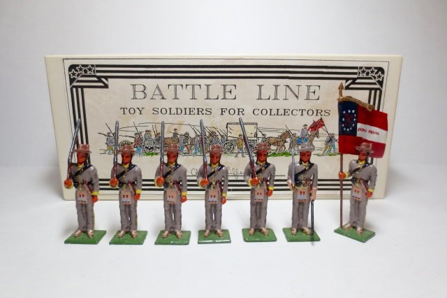 Battleline Toy Soldiers Cherokee Rifles: 7 pieces. In original illustrated box. Condition excellent. Box good (very small tear in top label).