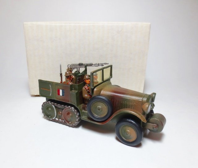 Commandant Miniatures Command Car 3/4 Ton, (1 of 1)