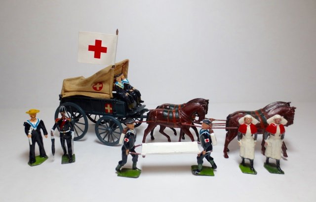 Britains Medical Conversions: 10 pieces. Post War. Condition very good.