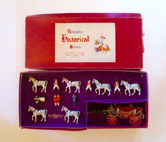 Britains Set #9402 State Open Road Landau (1 of 1)