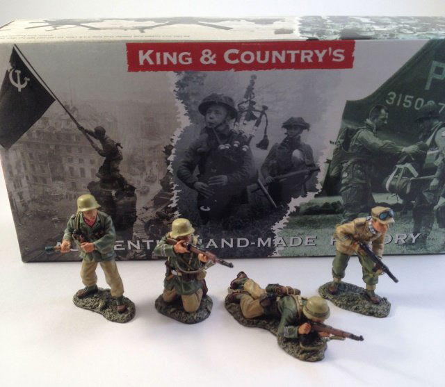 King & Country AKO16 Korps Attack (1 of 1)
