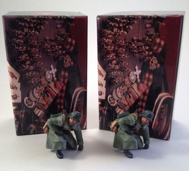 King & Country BBG075 Crouching Tank Riders (1 of 1)