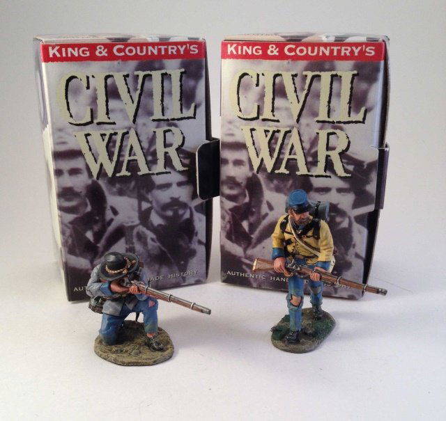 King & Country CW019,20 Firing & Running: 2 pieces Condition Excellent Boxes Very Good
