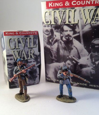 King & Country CW021,22 Firing & Ready: 2 pieces Condition Excellent Boxes Very Good