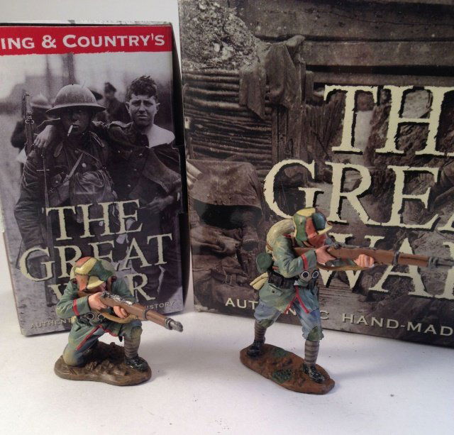 King & Country FW053, 54 Firing Positions: 2 pieces Condition Excellent Boxes Very Good