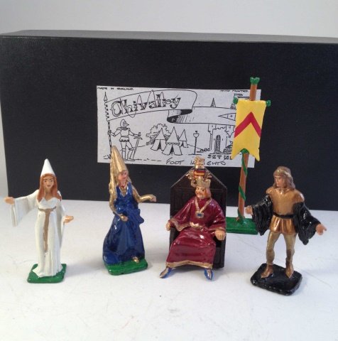 Chivalry Throne Set: 5 pieces Condition Excellent Box Very Good