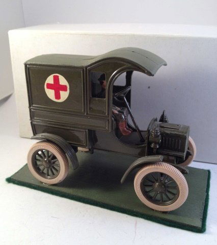 Unknown Maker WWI Ambulance with Driver (1 of 1)