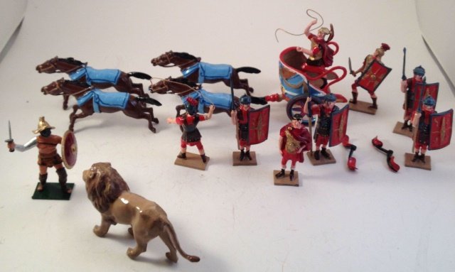Various Makers Romans & Chariot Group (1 of 1)