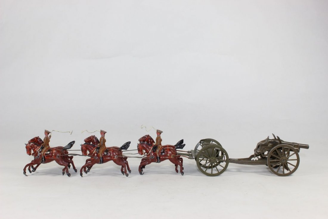 Britains Set #1339 Royal Horse Artillery: In Khaki Galloping With Gun Limber And Team Mismatched Cannon Pre War Very Good No Box 8 Pieces