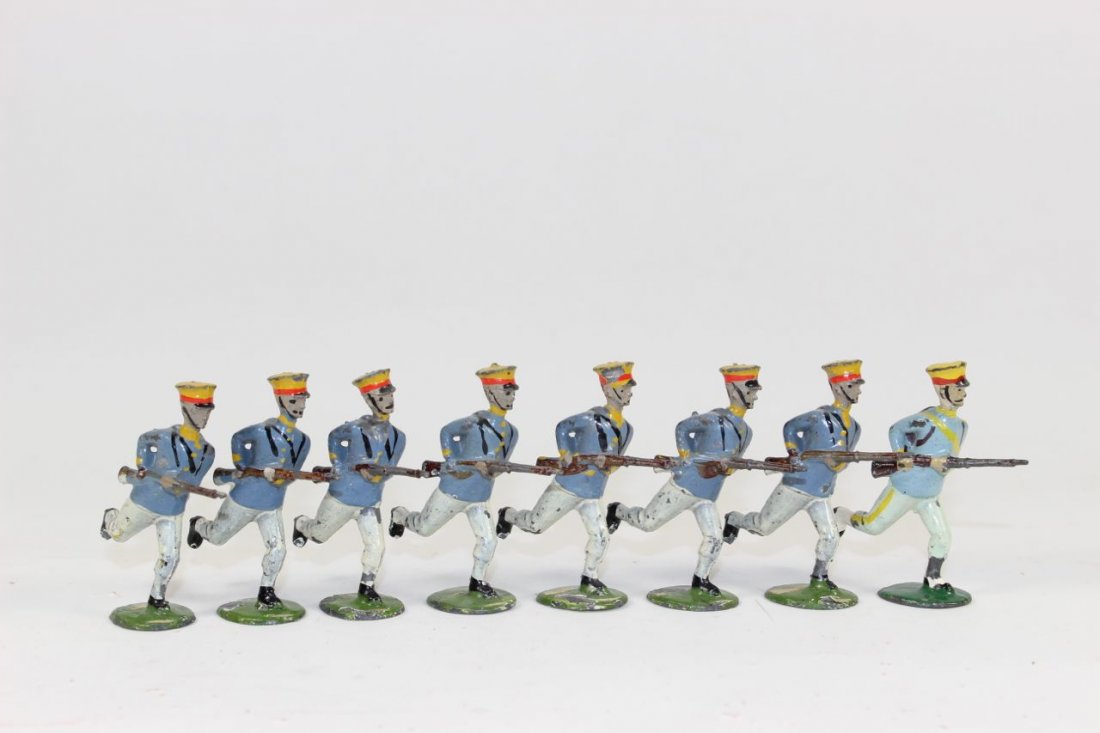 Britains Set #134 Japanese Infantry Charging (1 of 1)