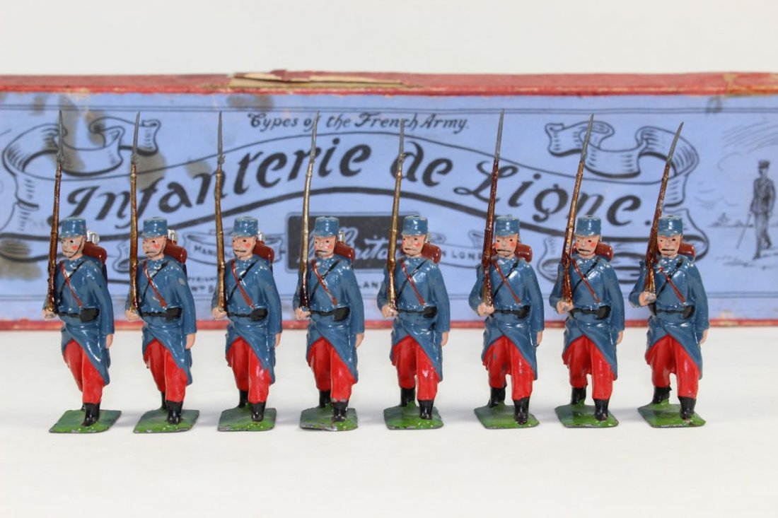 Britains Set #141 Infanterie de Ligne French Army (1 of 1)