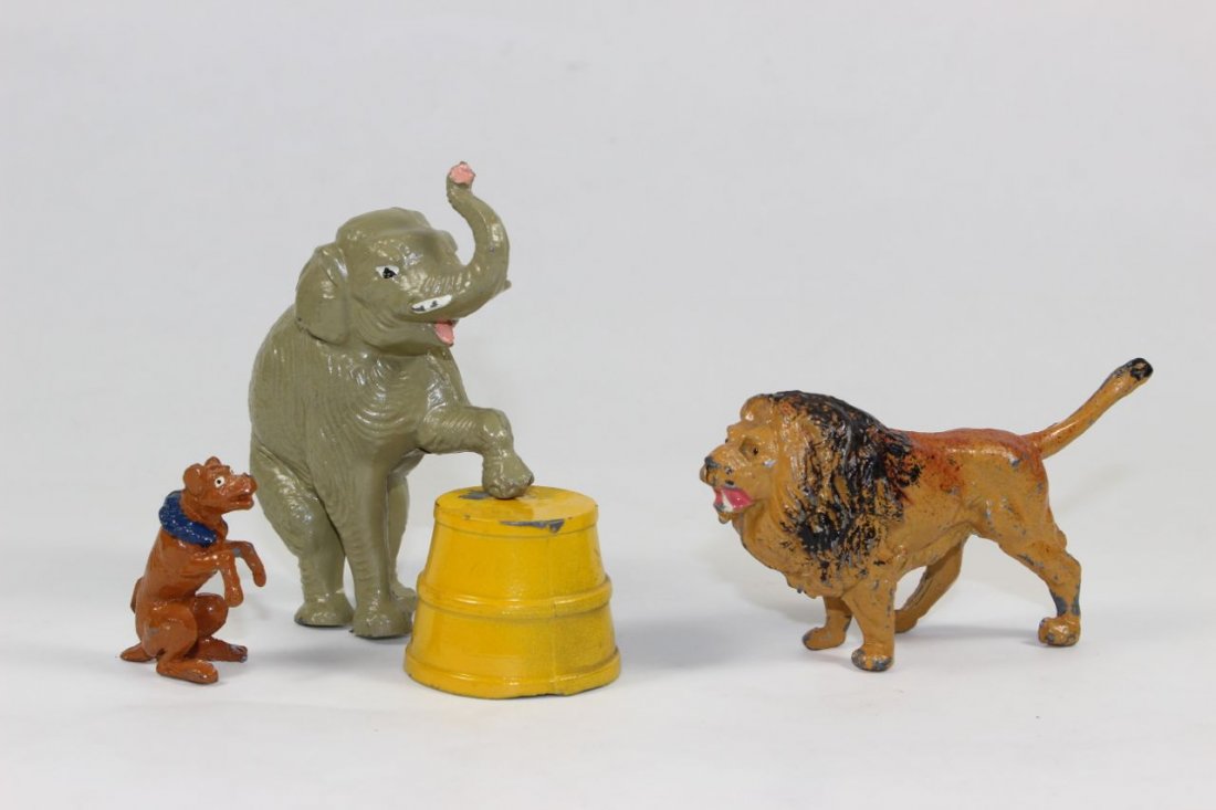 Charbens Circus Trained Circus Animals (1 of 1)