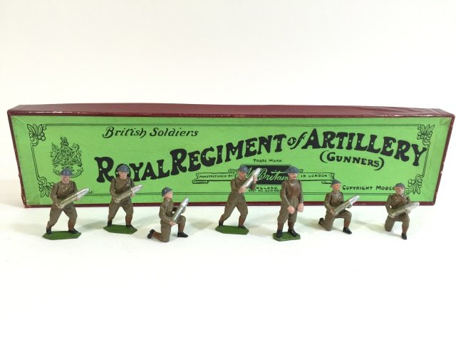Britains Set #1730 Royal Artillery Gunners (1 of 1)