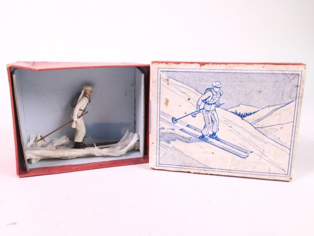 Britains Set #2037 Ski Trooper (1 of 1)