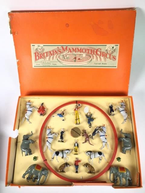 Britains Set #1539 Mammoth Circus, Large (1 of 1)