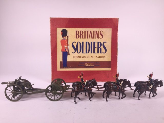 Britains Set #2077 Kings Own Royal Horse Artillery: Post War. In original ROAN box. 8 Pieces. Condition Figures Very Good. Condition Box Very Good.