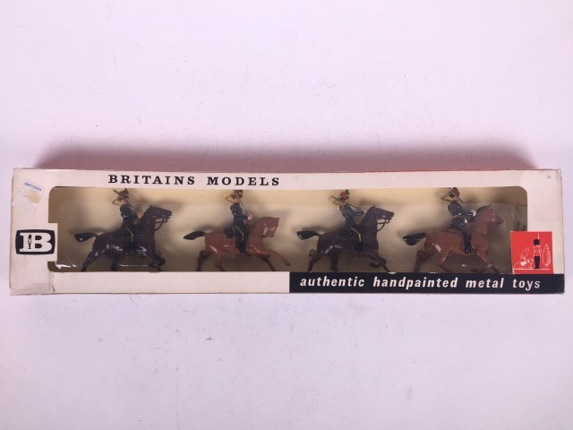 Britains Set #9214 7th Queens Own Hussars (1 of 1)