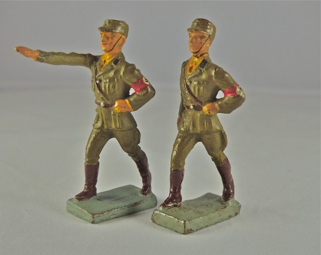 Lineol 2 SA Figures in Winter Uniforms (1 of 1)