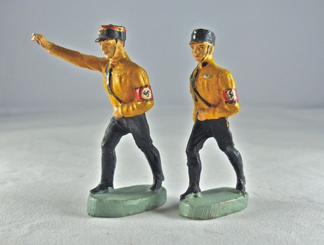 Elastolin 2 SS Summer Uniforms 1 Leader Heiling (1 of 1)