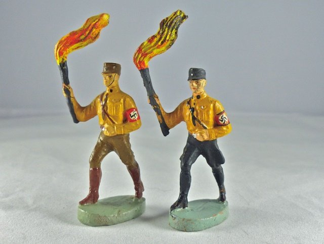 Elastolin  1 SA+1 SS Marching w/Torches (1 of 1)