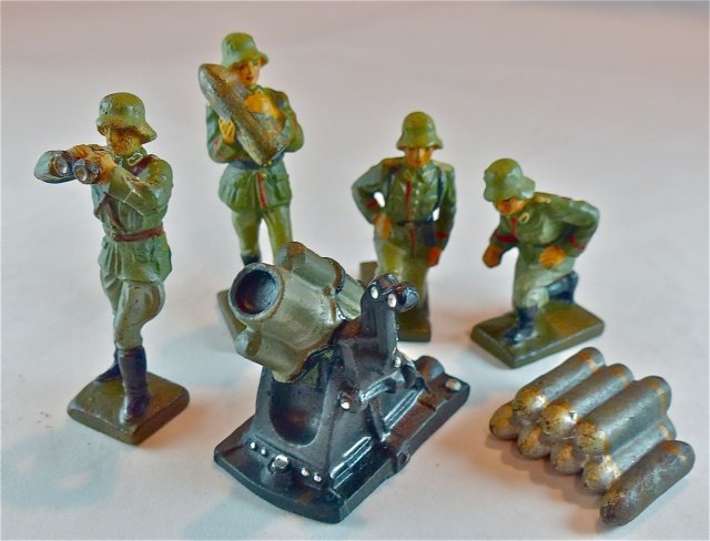 Lineol  Complete 6 Piece German Mortar team (1 of 1)