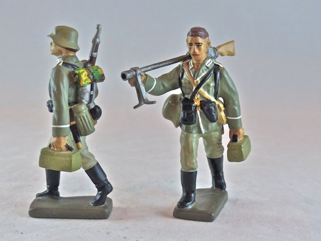 Krock 2 German Soldiers MG Team (1 of 1)