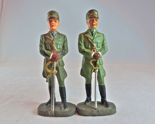 Elastolin 2 Guisan Porcelain & Plastic Heads (1 of 1)