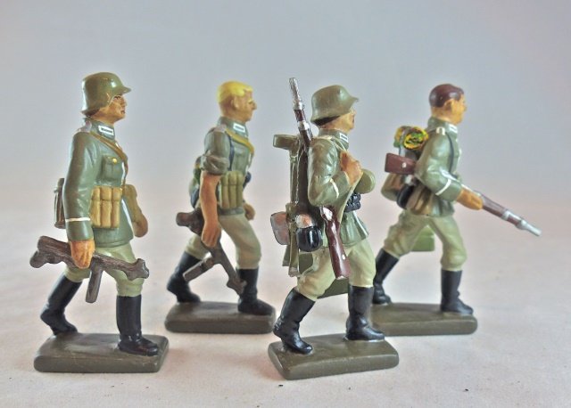 Krock Combat Group 4 German Soldiers (1 of 1)