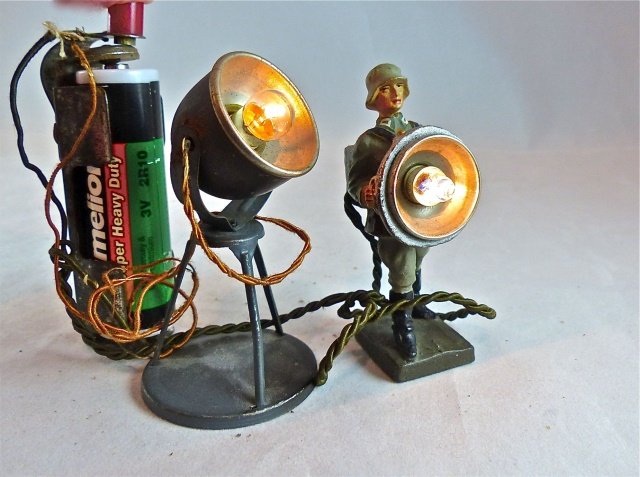 Lineol-Elastolin Morse Lights w/Battery+Holder (1 of 1)