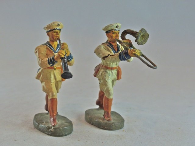 Elastolin 2 German Navy Band Clarinet+Trombone (1 of 1)