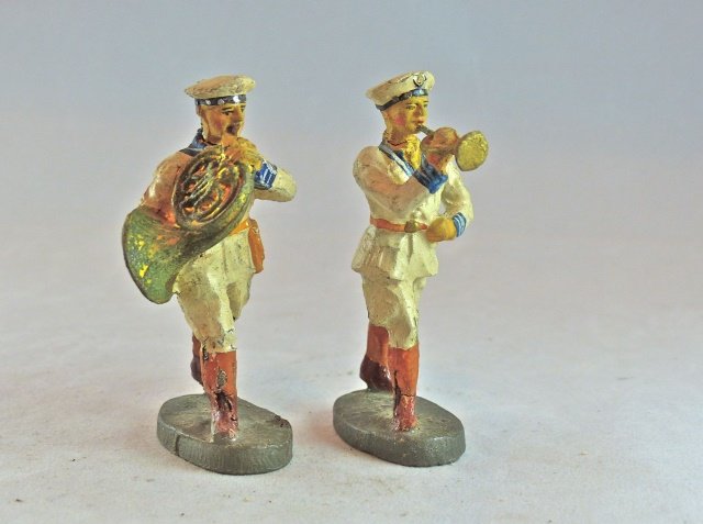 Elastolin 2 German Navy Band French Horn+Bugle (1 of 1)
