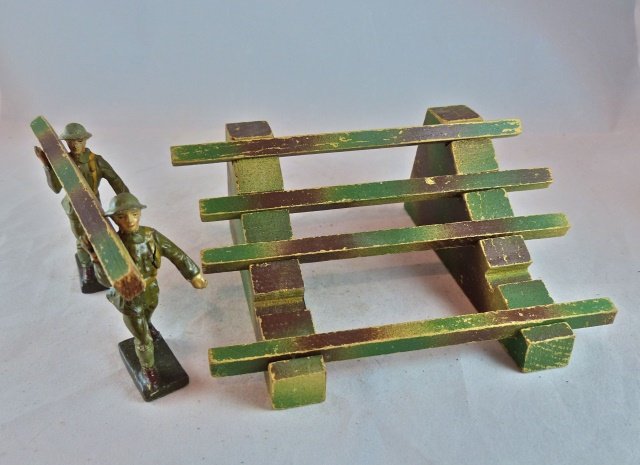 Rare Hausser Street Blockade+2 US Soldiers (1 of 1)