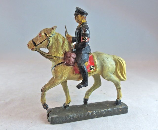 Scarce Elastolin SS Mounted Music Meister (1 of 1)