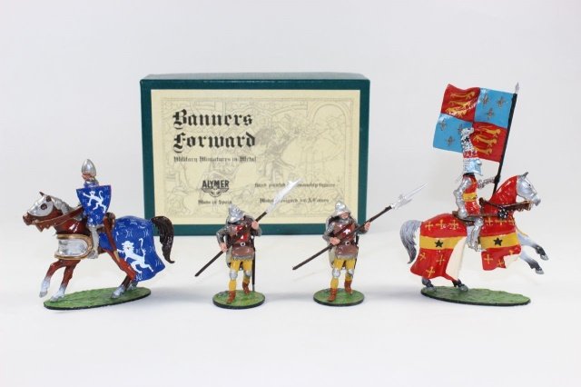 Alymer Banners Forward Knights (1 of 1)