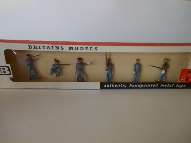 Britains set #9186 Confederate Infantry: 7 figures tied in original cellophane box. Post War. Condition excellent; box excellent.