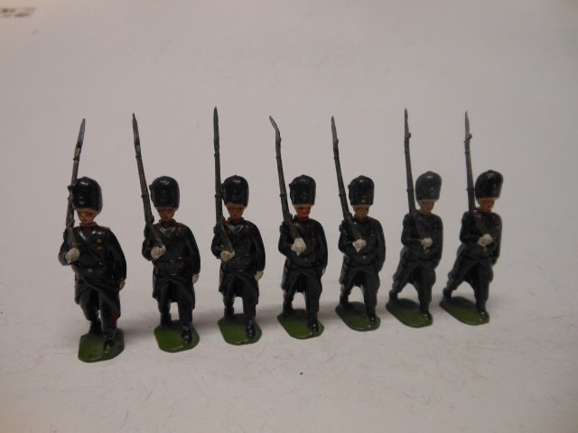 Britains from set #2009 Belgian Grenadiers (1 of 1)