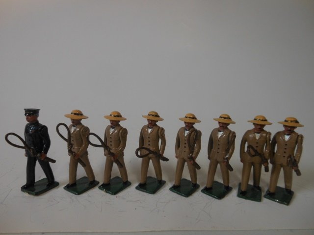 Nostalgia set #N250 Los Carreteros Del Rey: 8 pieces. Unboxed. Post War. Condition very good.