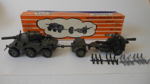 Crescent, Saladin Armoured Patrol: 3 pieces plus ammunition with original box. Post War. Condition excellent; box excellent.