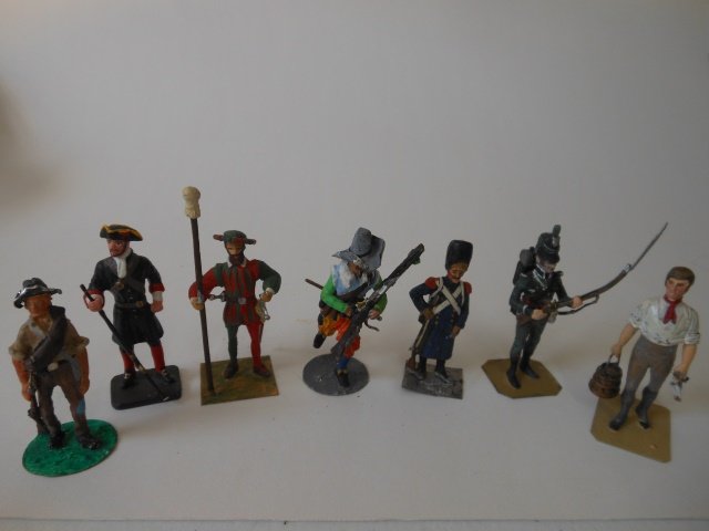 Stadden, etc., Including King's Royal Rifle: 7 pieces. Unboxed. Post War. Condition very good.