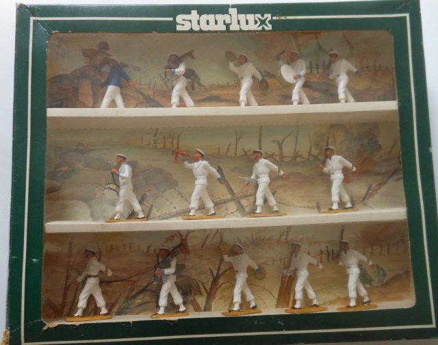 Starlux, French plastic Sailors (1 of 1)