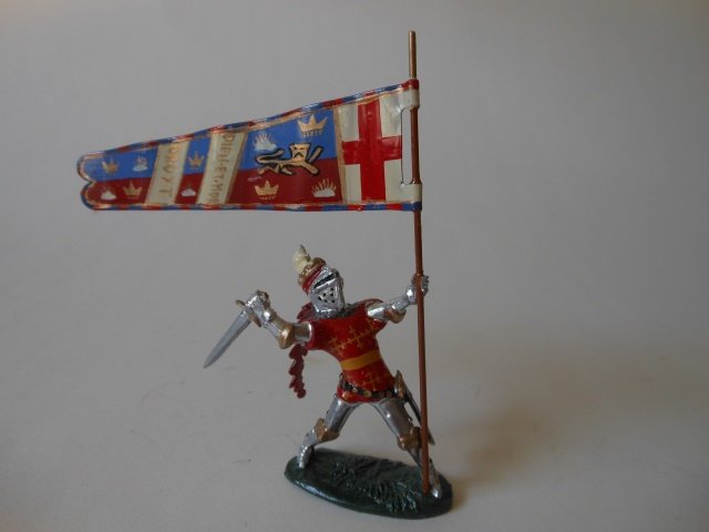 Hornung Art, Knight: Sir John Beauchamp with the Standard of Edward III. Post War. Unboxed. Condition excellent.