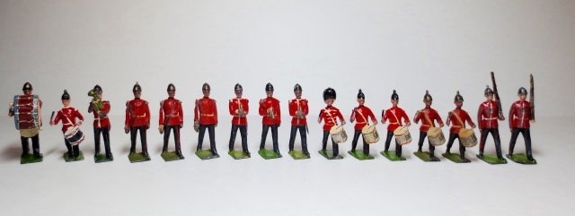 Britain's From Set #27 Assorted Band of the Line: Pre and Post War. 16 pieces. Unboxed. Condition fair (paint loss).