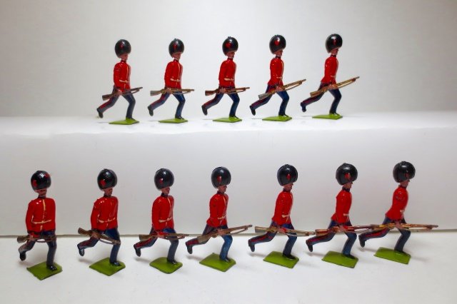 Britains Set #93 Coldstream Guard (1 of 1)