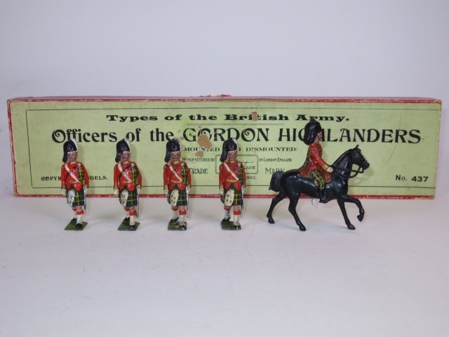 Britains Set #437 Officers of Gordon Highlanders (1 of 1)