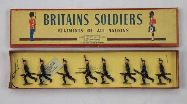 Britains Set #98 King's Royal Rifle Corps: King's Royal Rifle Corps. Post War 1948-52. 8 pieces. Condition: figures mint tied-in-box, Box excellent.