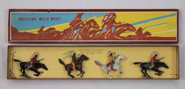 Britains Set #152 North American Indians Mounted (1 of 1)