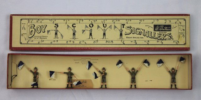 Britains Set #163 Boy Scout Signalers (1 of 1)