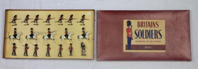 Britains Set #2036 Black Watch Display Set (1 of 3)