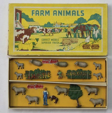 Crescent Farm Set with Sheep Herder (1 of 1)